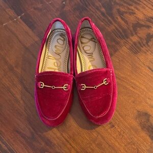 Sam Edelman Kids Velvet Loafers in Magenta